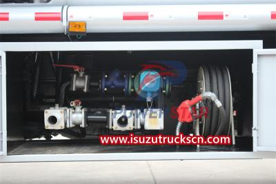 ISUZU 4x4 diesel tanker truck for sale