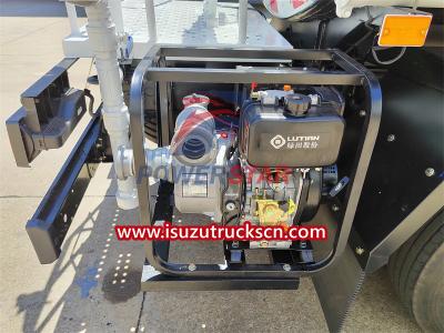 Isuzu NPR 190HP potable water truck