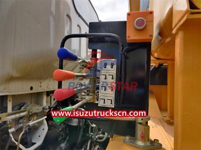 ISUZU 700P 4×4 boom crane truck for sale