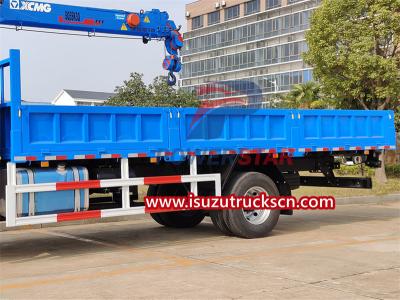 ISUZU FVR off-road truck mounted crane
