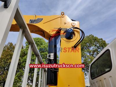 ISUZU 700P 4×4 boom crane truck for sale