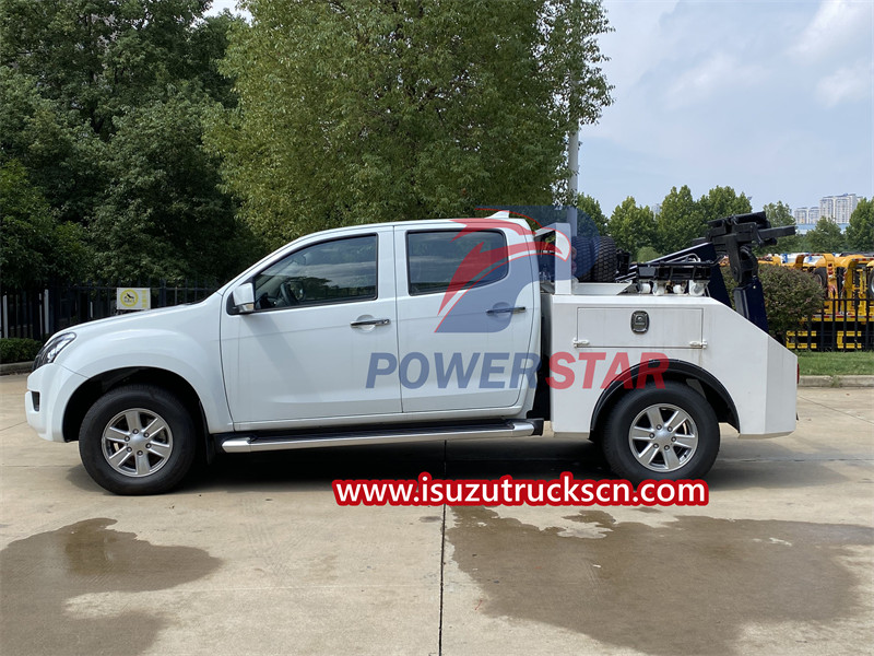 ISUZU 4×4 pickup wrecker truck for sale