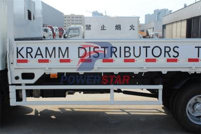 Isuzu 14ft Light cargo truck