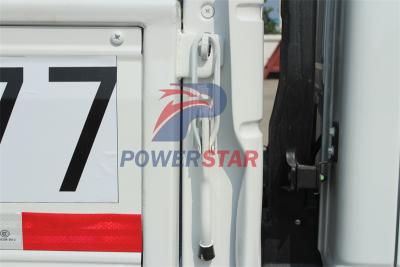 Isuzu 14ft Light cargo truck