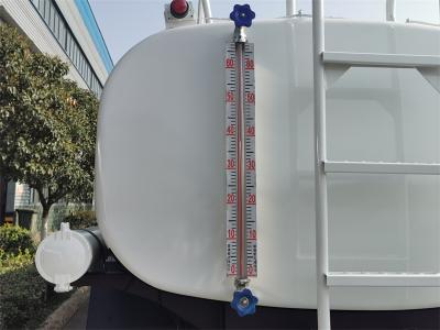 Isuzu NKR portable water tank truck