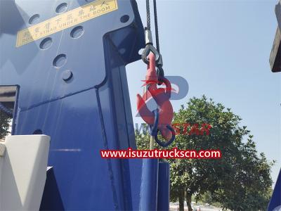 ISUZU GIGA 50 ton rotator towing truck for sale