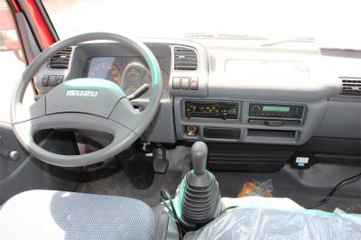 ISUZU 100P small water fire truck