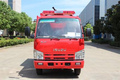 ISUZU 100P small water fire truck