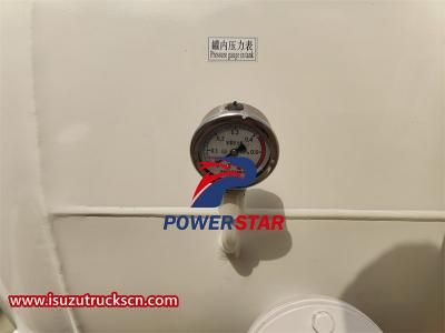 ISUZU 4000L 4×4 vacuum tank truck with 4 wheeler