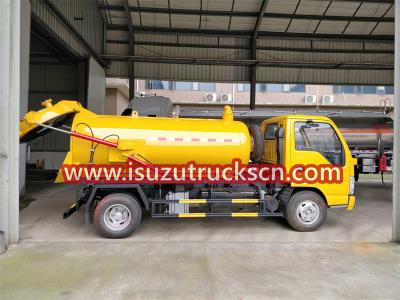 Isuzu NKR vacuum tank truck for sale