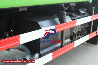 Philippine Isuzu 4WD compaction rear loader