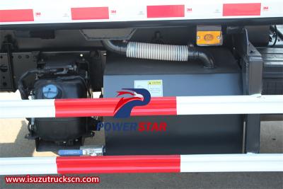 Philippine Isuzu 8 yard mobile compactor vehicle
