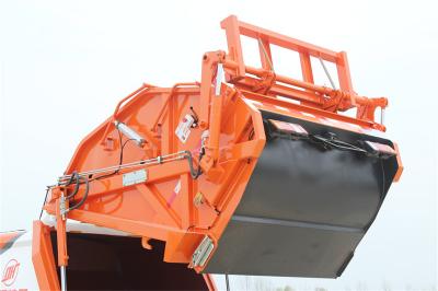 Isuzu 5 yard refuse compactor truck on sale
