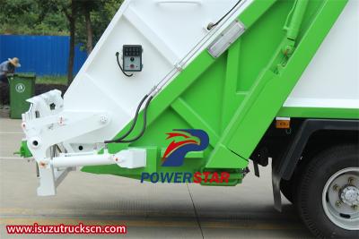 Philippine Isuzu 100P 6cbm compactor rear loader