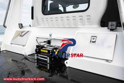 Philippine Isuzu NPR light road rescue wrecker