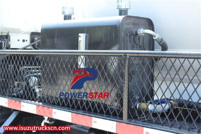 Isuzu VC61 septic pump tanker truck
