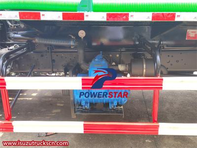 Isuzu GIGA 4x2 15000L sludge suction truck