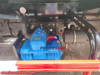 Isuzu GIGA 4x2 15000L sludge suction truck