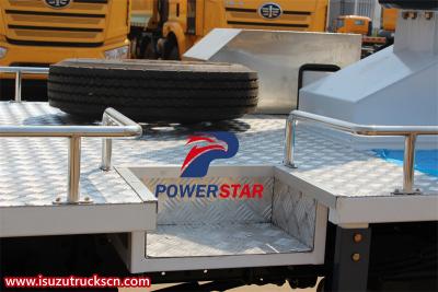 Isuzu 100P 18 meter insulated aerial platform truck