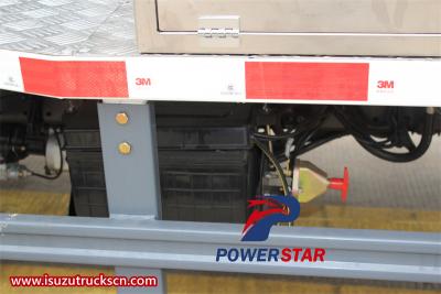 Isuzu ELF aerial bucket truck