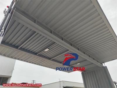  Isuzu 4x2 205HP GIGA 6-wheeler wing van truck