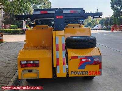 Isuzu 4x4 all-wheel drive pickup rescue truck