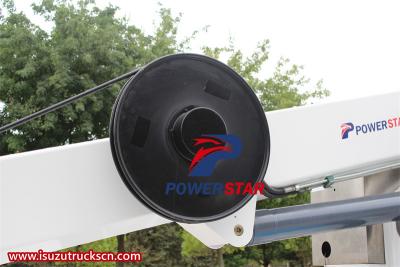 Isuzu 100P single man basket lift truck