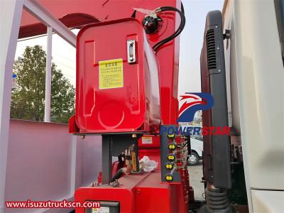 Isuzu FTR 4X2 5 tons boom crane truck
