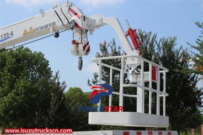  Isuzu 700P manlift truck with basket