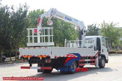  Isuzu 700P manlift truck with basket