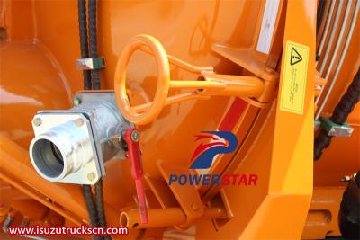 Isuzu FVR GIGA combined jetting truck