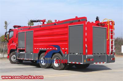 Isuzu aircraft rescue and firefighting truck