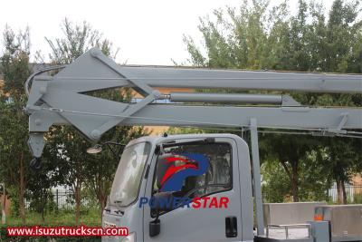 Isuzu KV100 knuckle boom aerial platform truc