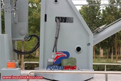 Isuzu KV100 knuckle boom aerial platform truc