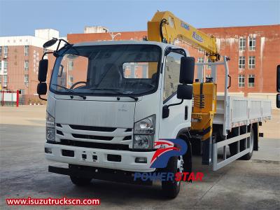 Isuzu 700P boom crane truck