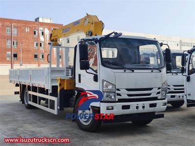 Isuzu 700P boom crane truck