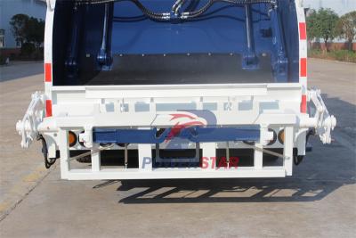 Isuzu GIGA truck with compactors