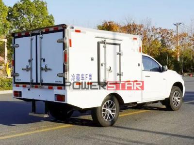 Isuzu pickup 1tons freezer box refrigerator truck