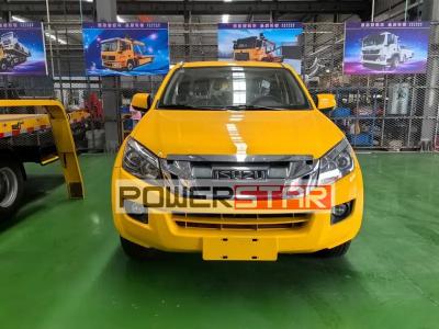 Isuzu pickup 4x4 offroad roar recovery towing truck