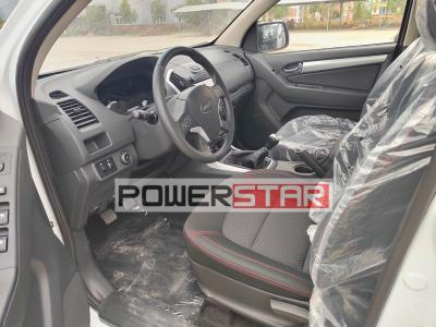 Isuzu 4x4 offroad water fire engine