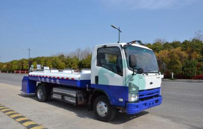 Aircraft Airport Potable Water Truck made by Isuzu