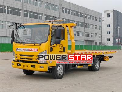 Isuzu light road recovery rescue truck
