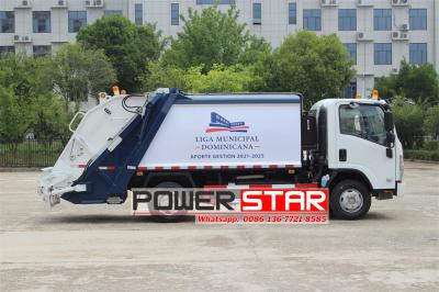ISUZU 6CBM rear loader compactor truck