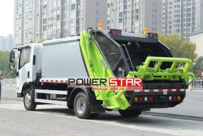 6cbm trash compactor truck by Isuzu KV100 chassis