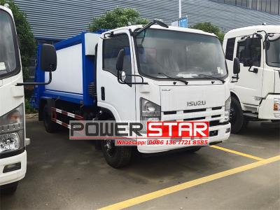 Isuzu 700P 8cbm rear loader refuse compactor truck