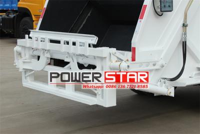 Isuzu 700P truck with sleeper mounted 8cbm rear loader
