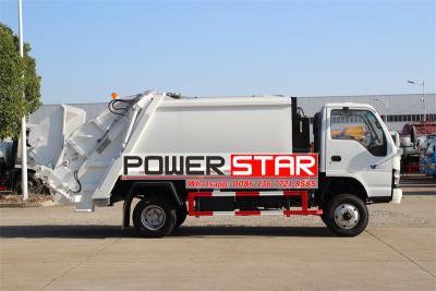 Isuzu 8 cbm off road rear compactor truck