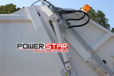 Isuzu 8 cbm off road rear compactor truck