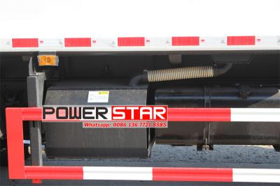 Isuzu 8 cbm off road rear compactor truck