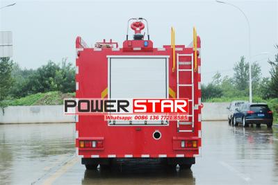Isuzu FVR GIGA 8cbm water tank fire truck